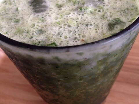 鉄分補給のグリーンスムージー レシピ 作り方 By はこよいこ 楽天レシピ